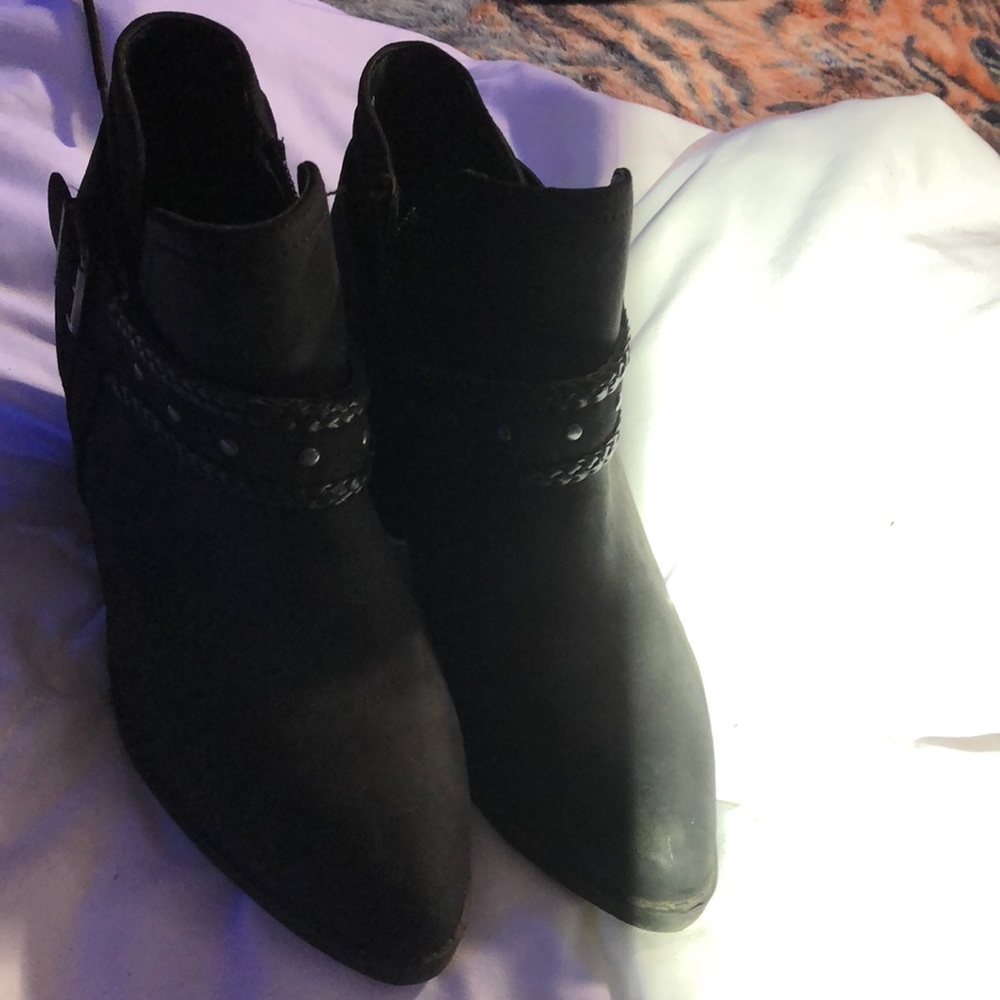 Ankle boots